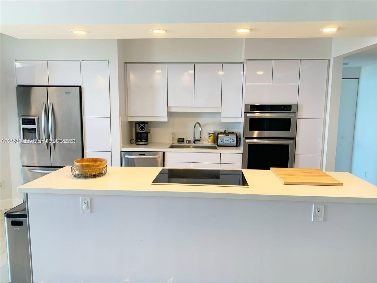 4779 Collins Ave , Unit 3708, Miami Beach, FL 33140 Photo