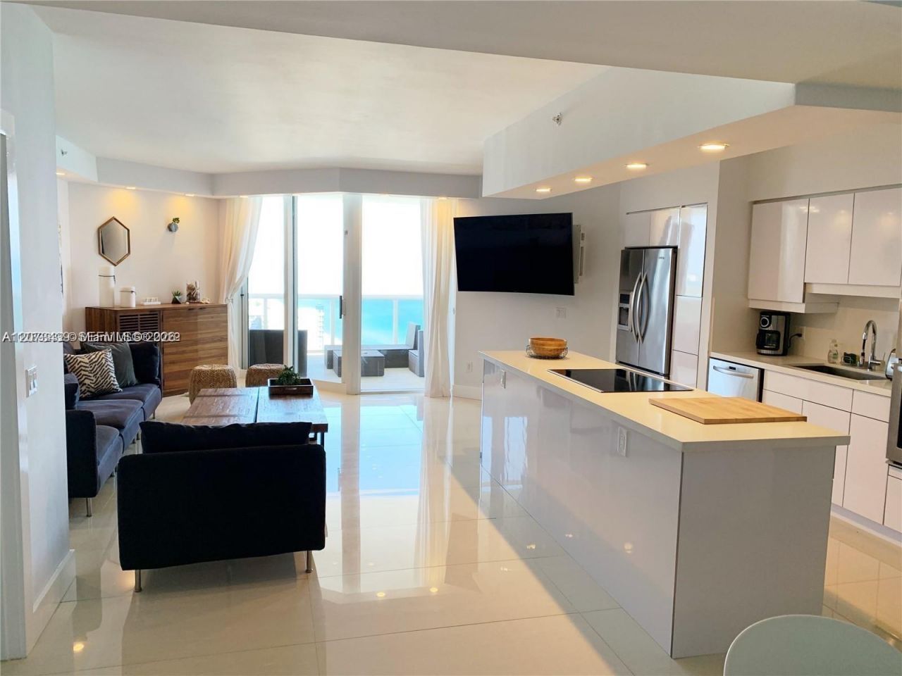 4779 Collins Ave , Unit 3708, Miami Beach, FL 33140 Photo