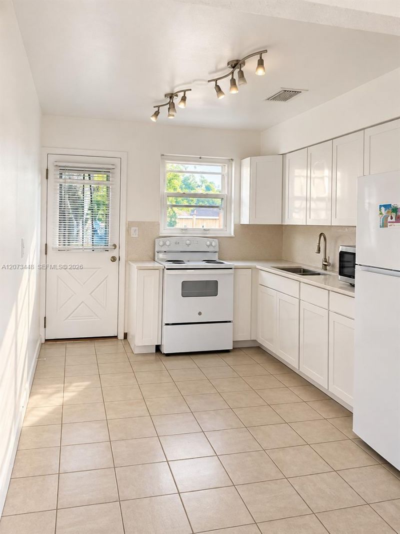 2274 SW 44th St, Unit 2276, Fort Lauderdale, FL 33312 Photo