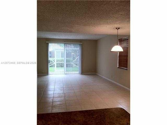 1621 Barcelona Way, Unit 6-32, Weston, FL 33327 Photo