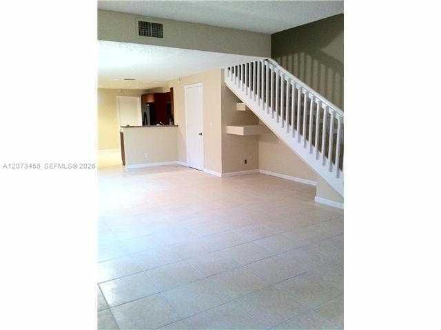 1621 Barcelona Way, Unit 6-32, Weston, FL 33327 Photo