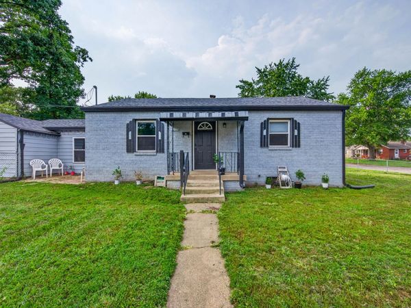 6043 Ivanhoe Street , Indianapolis, IN 46219