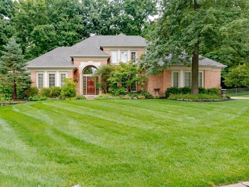 2400 Gatesland Court, Miami Township, OH 45459 Photo 2