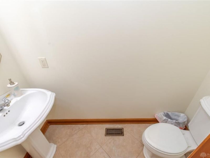 2400 Gatesland Court, Miami Township, OH 45459 Photo 23