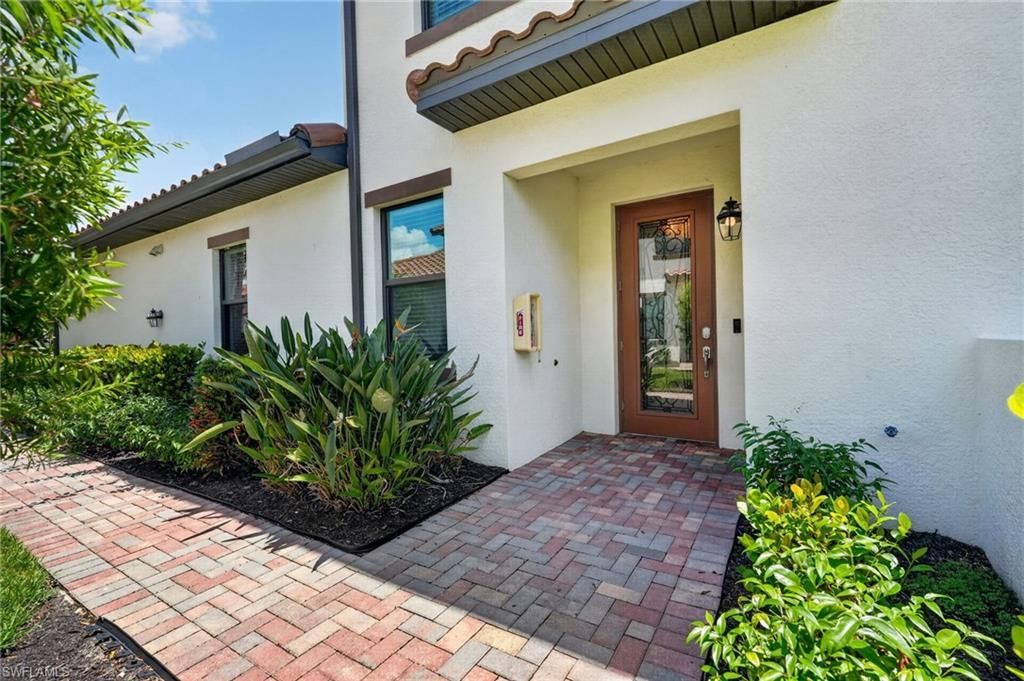 12047 Hawthorn Lake Dr , Unit 102, Fort Myers, FL 33913 Photo