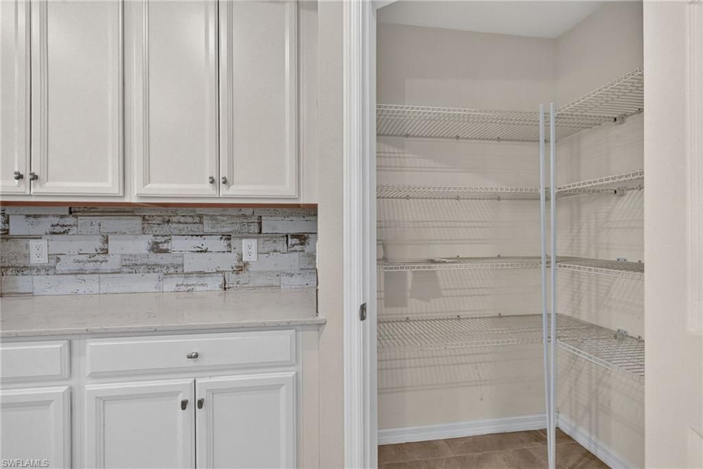 12047 Hawthorn Lake Dr , Unit 102, Fort Myers, FL 33913 Photo