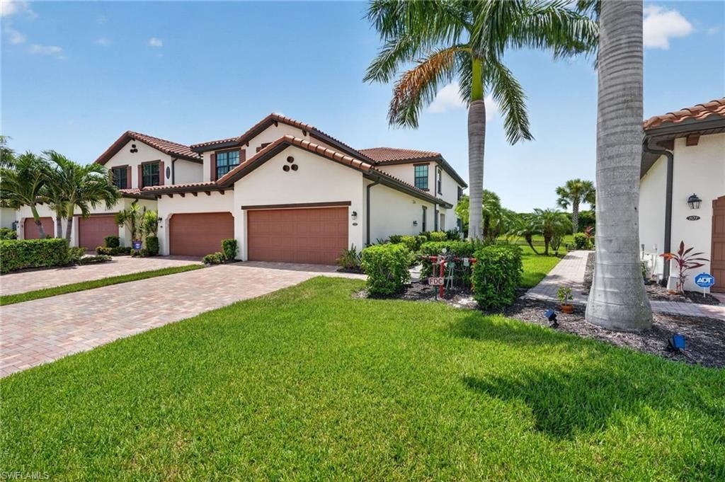 12047 Hawthorn Lake Dr , Unit 102, Fort Myers, FL 33913 Photo