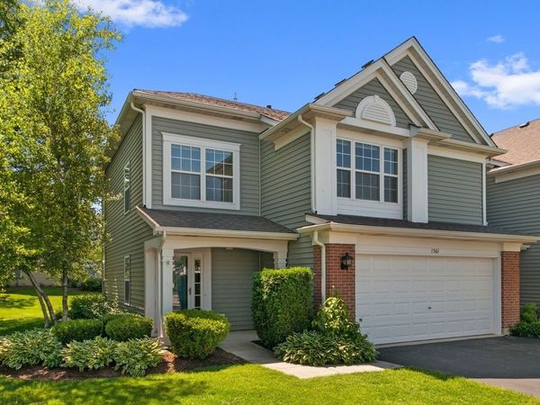 1561 E Chivalry Court , Palatine, IL 60074
