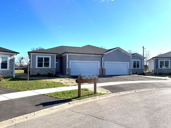 956 PARTRIDGE Circle, Marengo, IL 60152