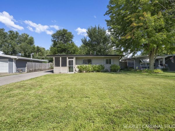 515 N Western Avenue , Aurora, IL 60506