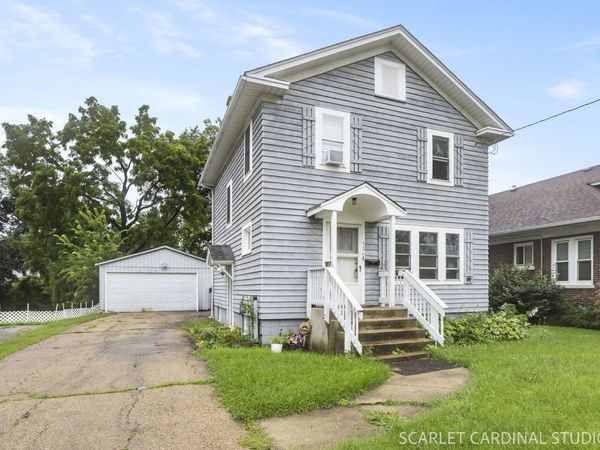 926 W Galena Boulevard , Aurora, IL 60506