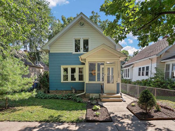 1086 Pleasant Avenue, Saint Paul, MN 55102
