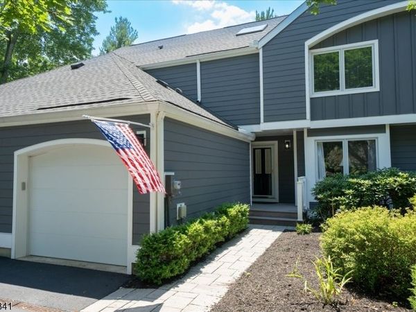3 Nottingham Ct, Morris, NJ 07960