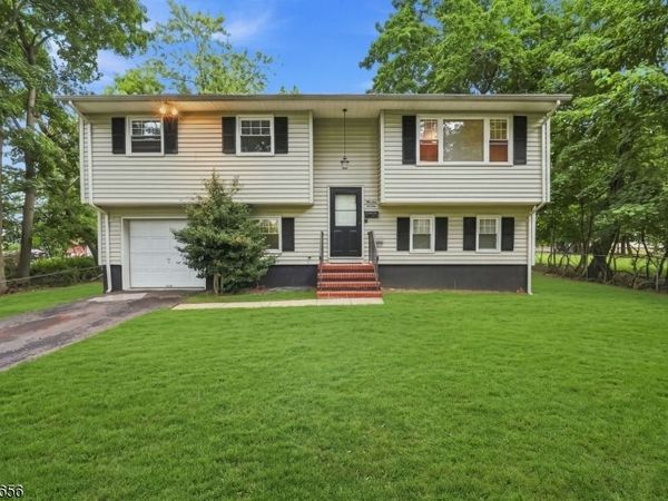 1315 Irving St, South Plainfield, NJ 07080