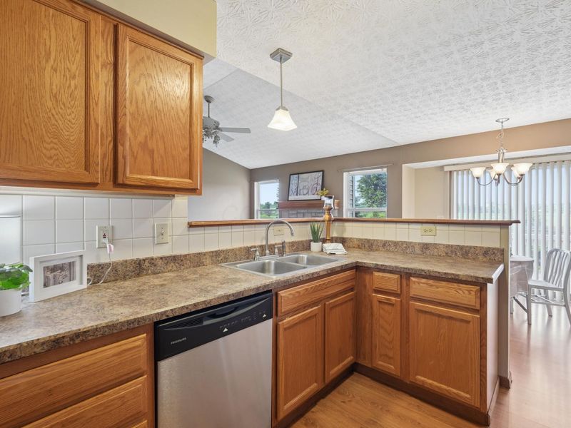 1977 Ashburn Drive, Delaware, OH 43015 Photo 10