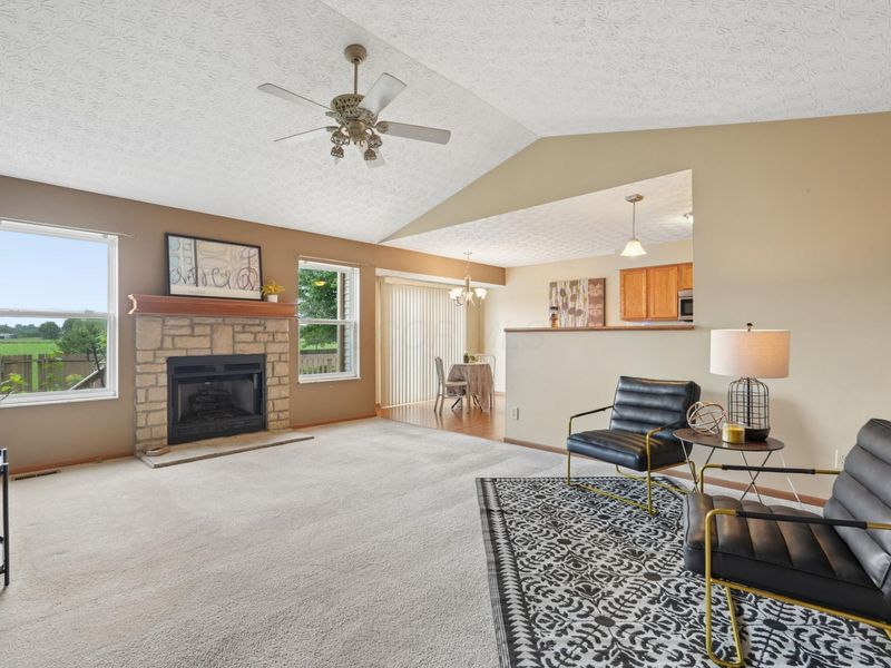 1977 Ashburn Drive, Delaware, OH 43015 Photo 5