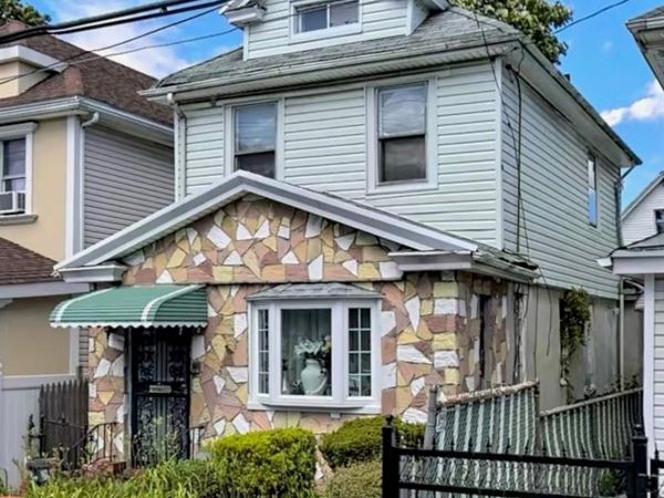 10757 164th Street , Jamaica, NY 11433