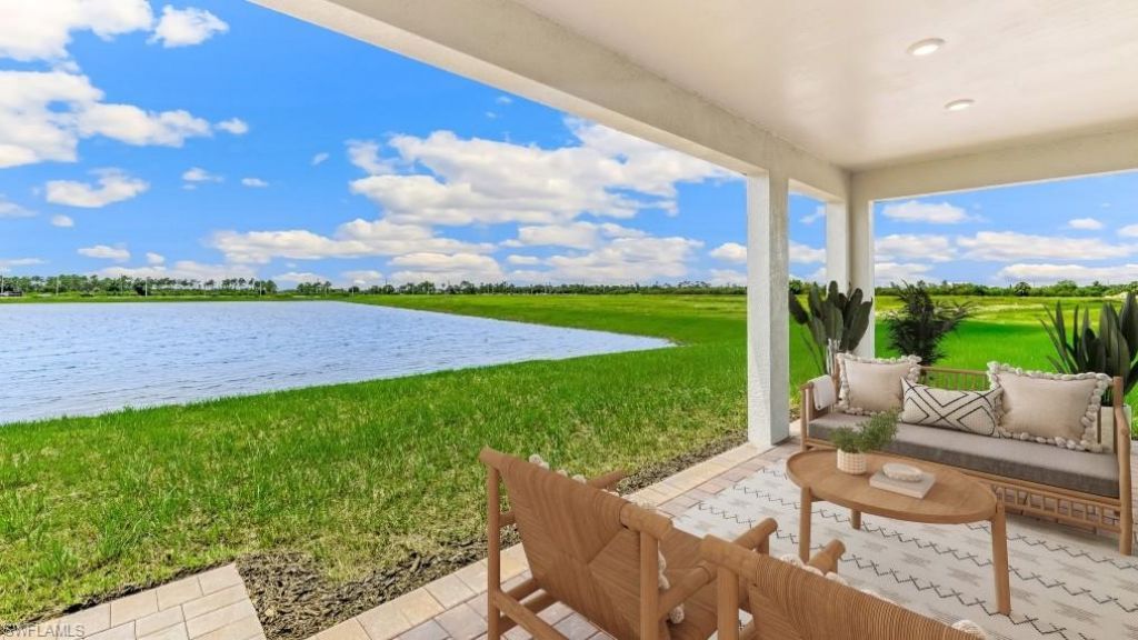 579 Spring Hill Lake Loop, Cape Coral, FL 33993 Photo