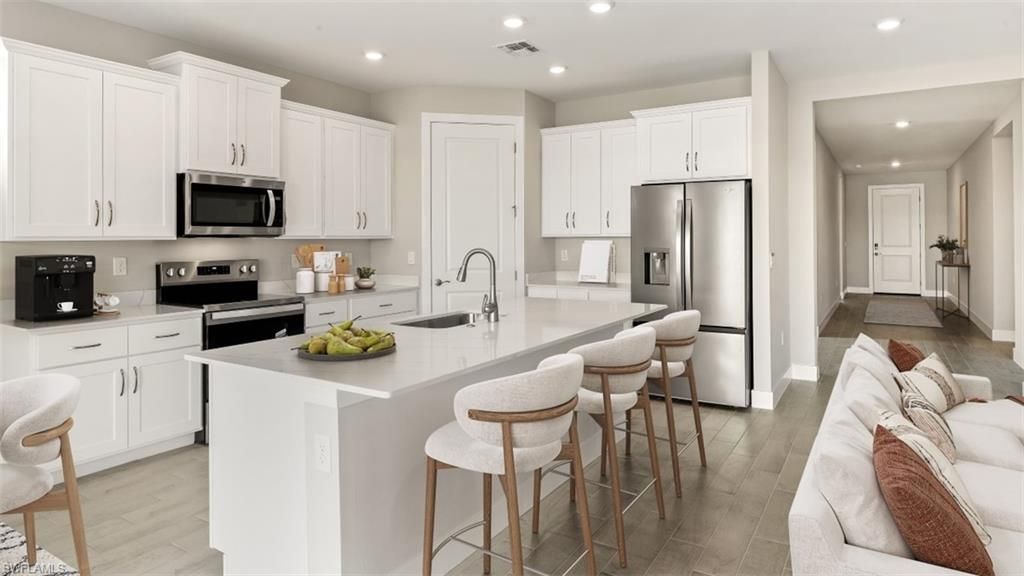 579 Spring Hill Lake Loop, Cape Coral, FL 33993 Photo