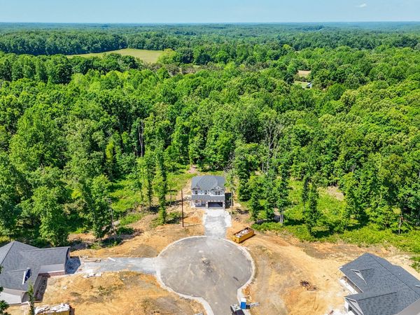 216 Crepe Myrtle Drive , Dickson, TN 37055