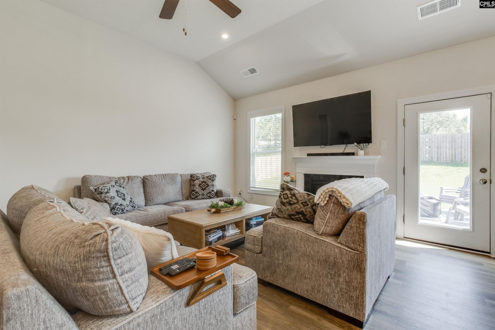 142 Bolter Lane Photo 12