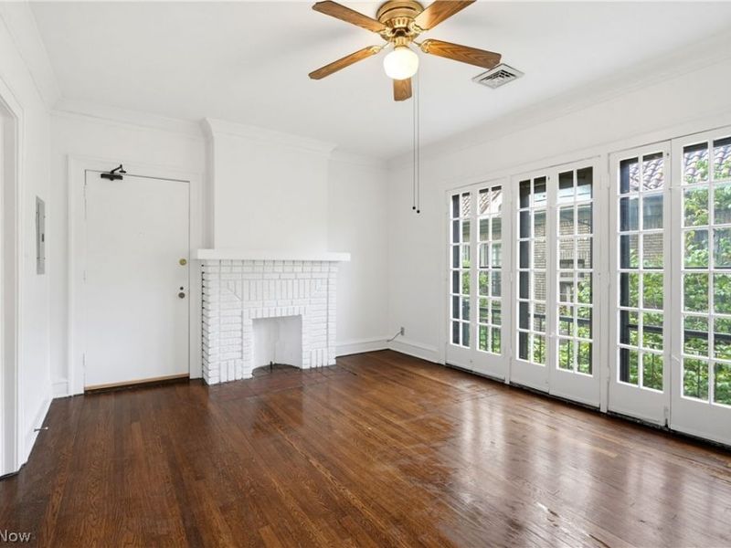 2473 Overlook Road , Unit 4, Cleveland Heights, OH 44106 Photo 3