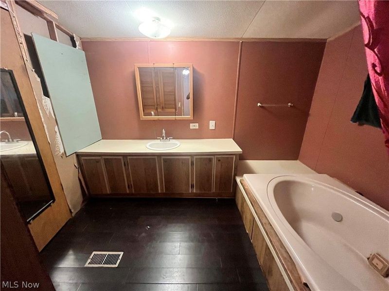 13016 Kevin Lane, Chardon, OH 44024 Photo 20