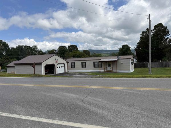 376 Chestnut Street, Claremont, NH 03743