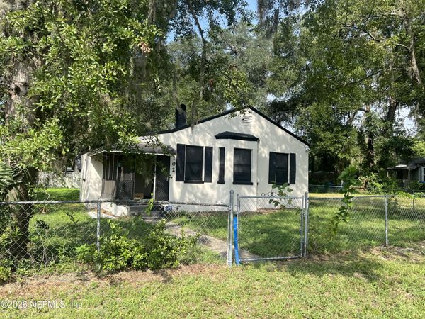 9102 6TH Avenue, Jacksonville, FL 32208