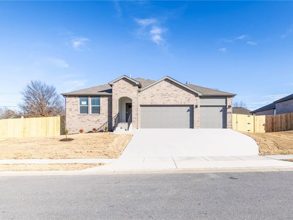 581 Crystal Drive , Prairie Grove, AR 72753