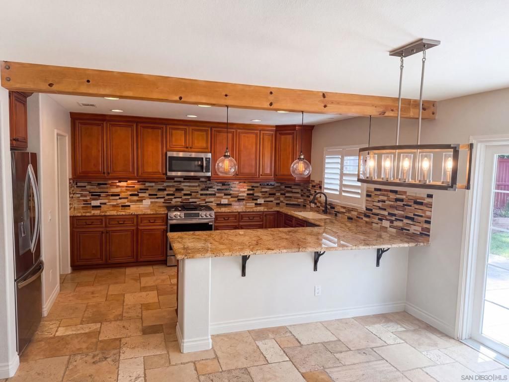 5105 Mendip, Oceanside, CA 92057 Main Photo
