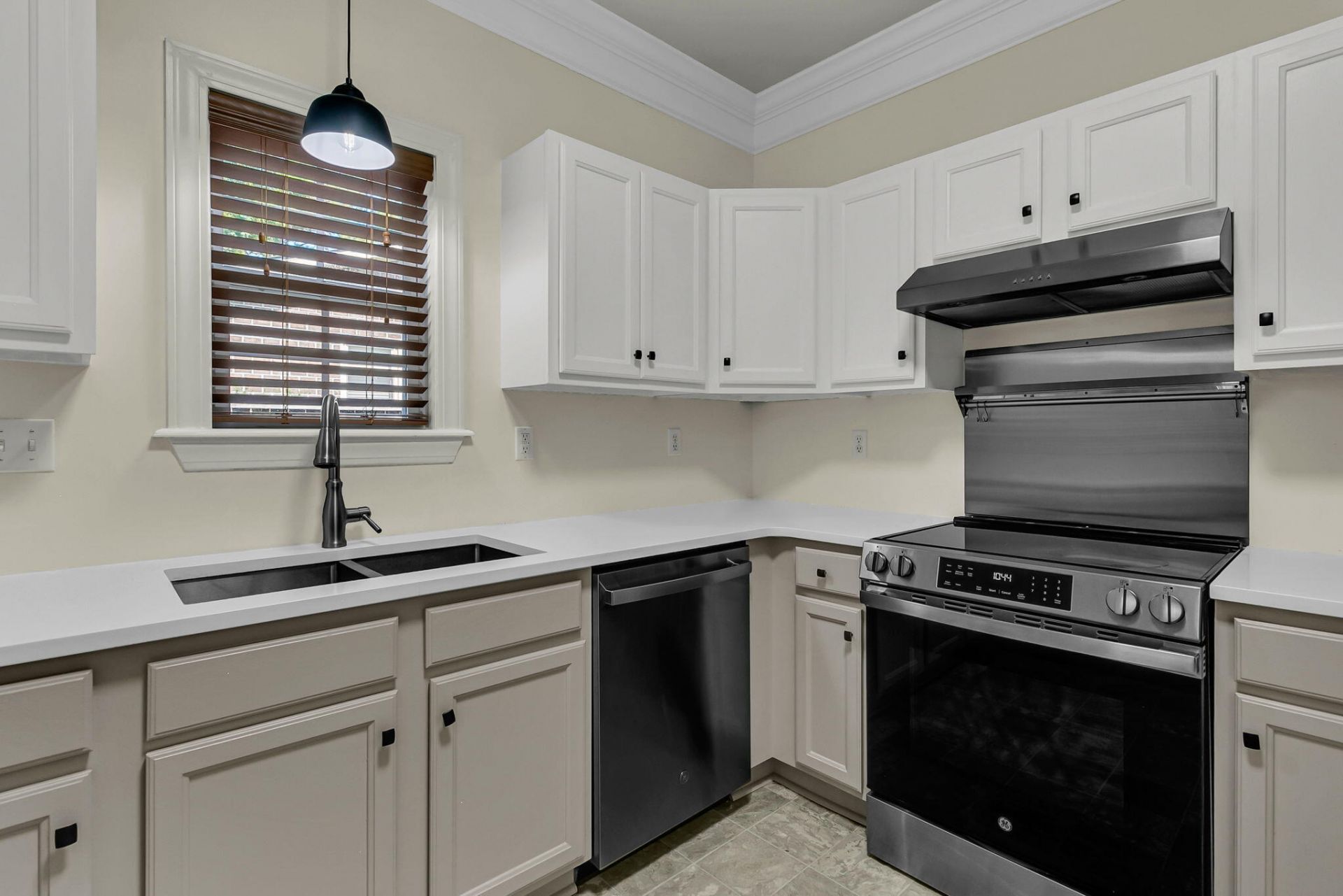 1311 Driftwood Drive Photo 14