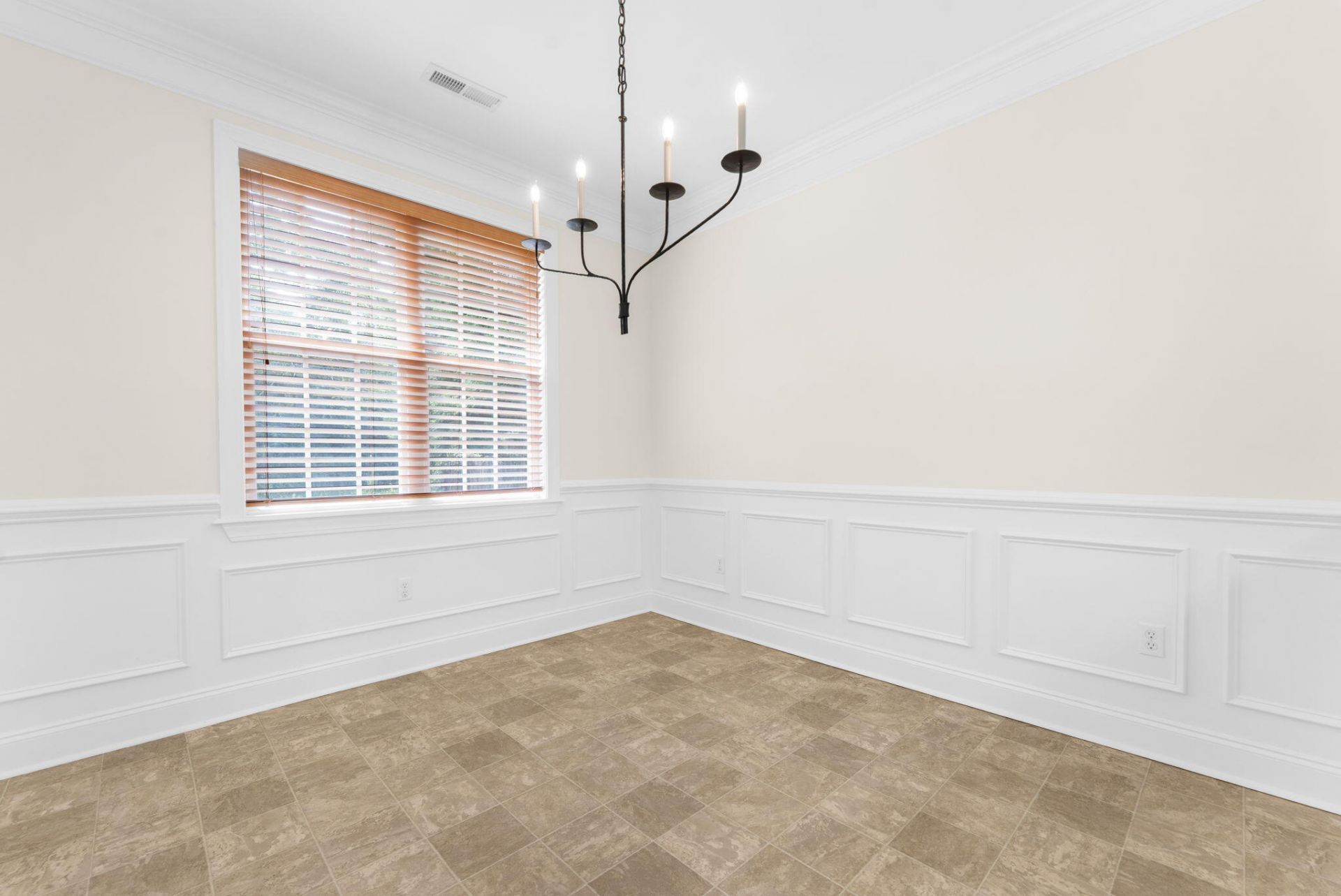 1311 Driftwood Drive Photo 15