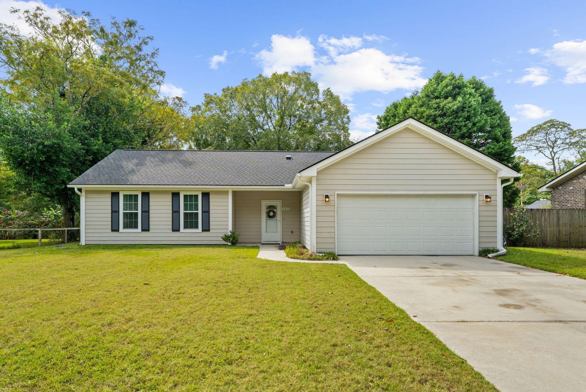 1311 Driftwood Drive Photo 2