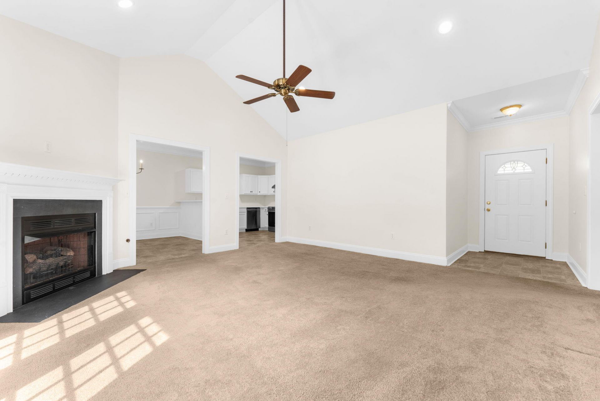 1311 Driftwood Drive Photo 3