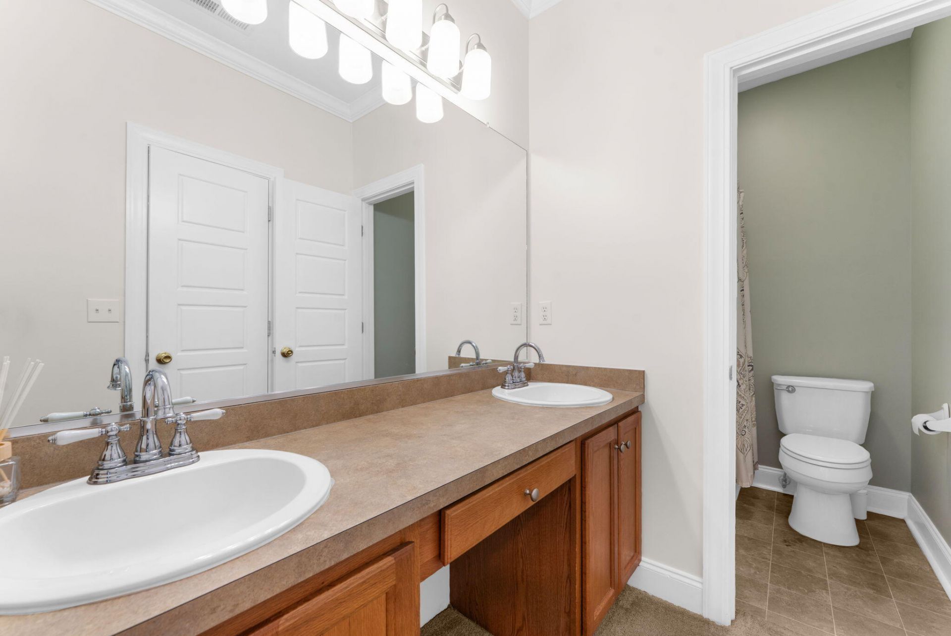 1311 Driftwood Drive Photo 31