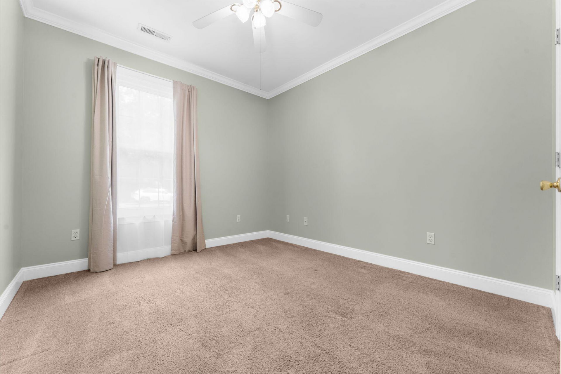 1311 Driftwood Drive Photo 33
