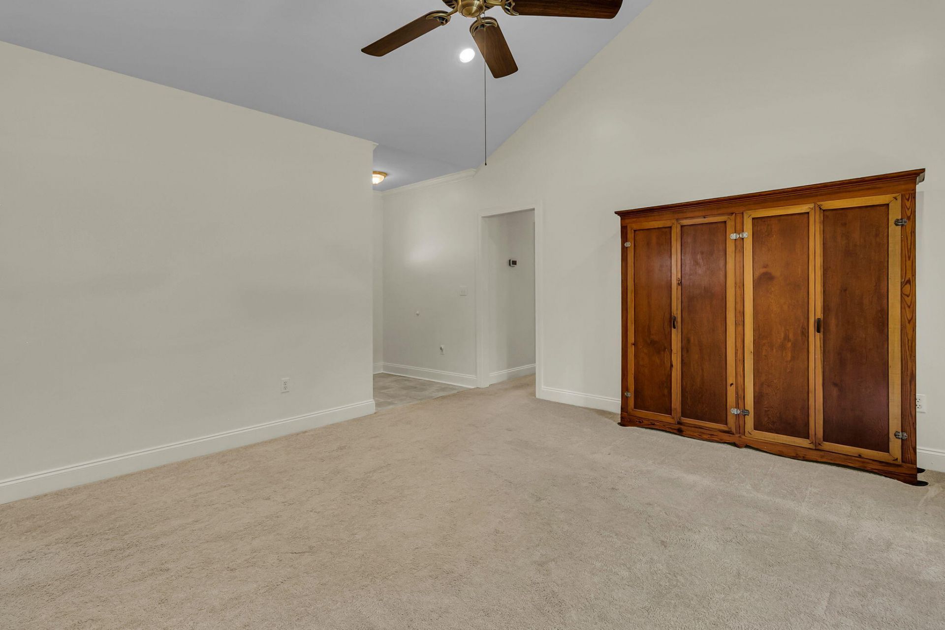 1311 Driftwood Drive Photo 7