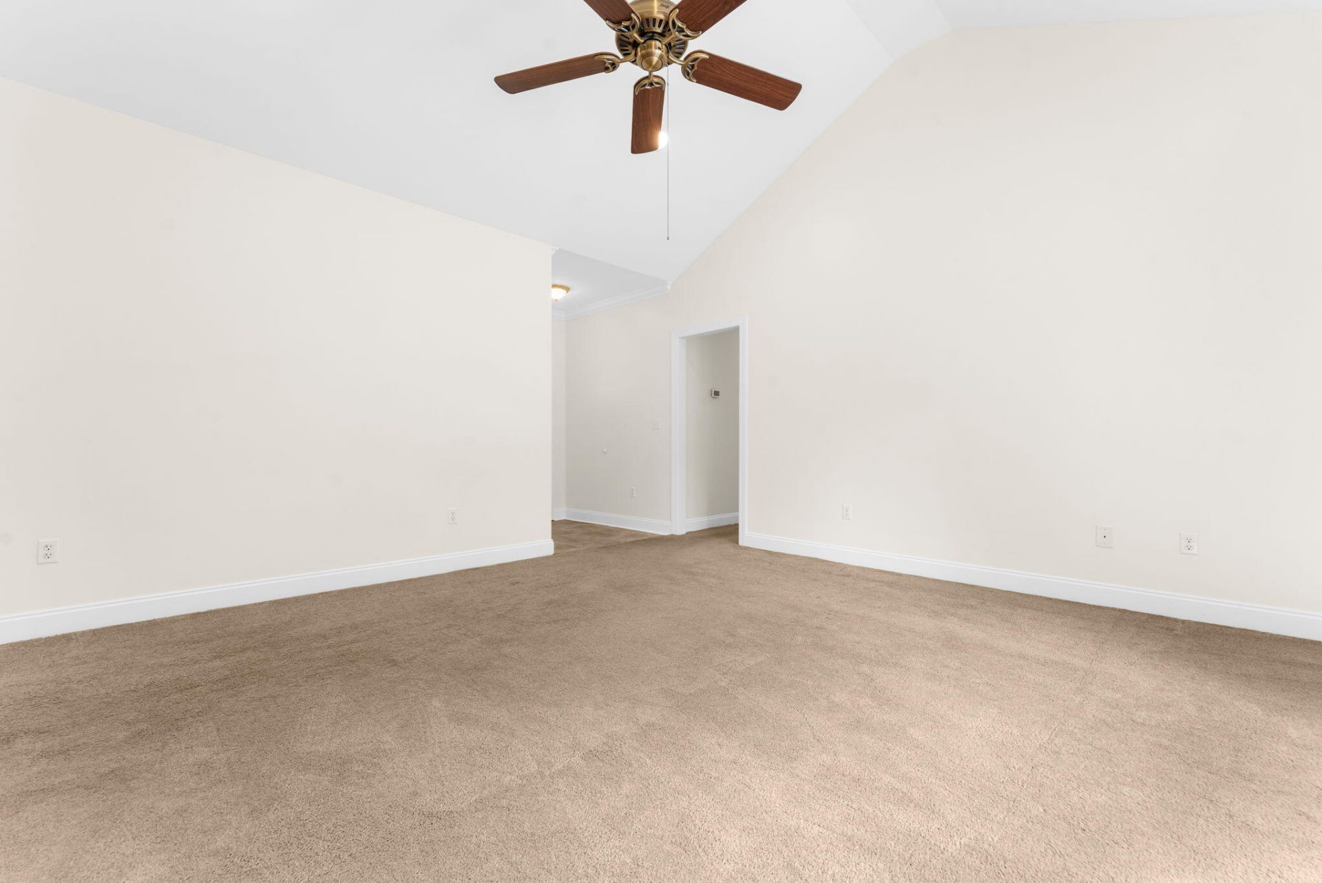 1311 Driftwood Drive Photo 9