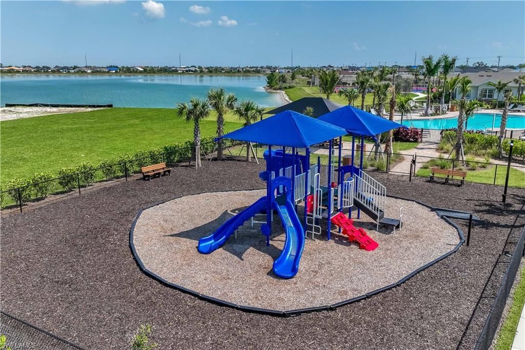 819 Stonewater Lake Ter , Cape Coral, FL 33993 Photo