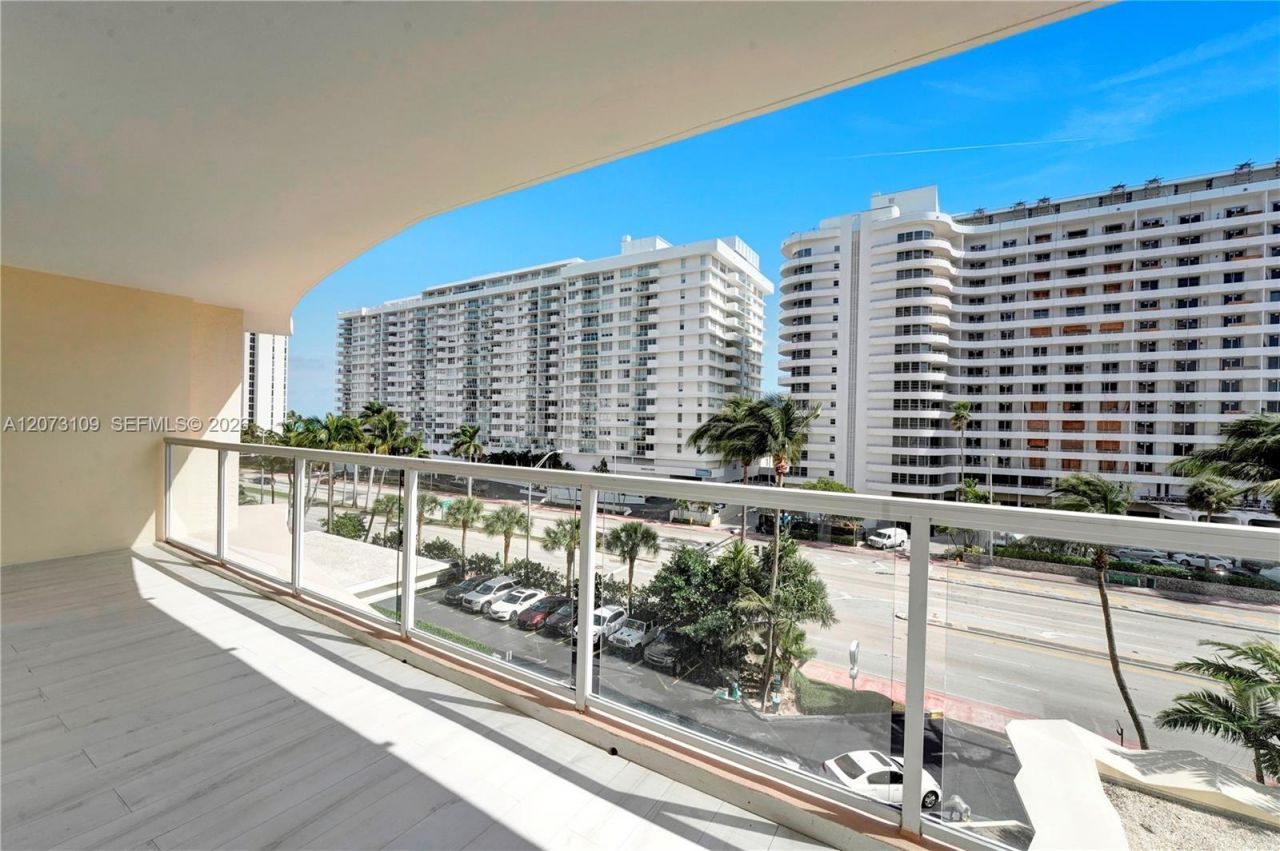 5600 Collins Ave, Unit 6A, Miami Beach, FL 33140 Photo