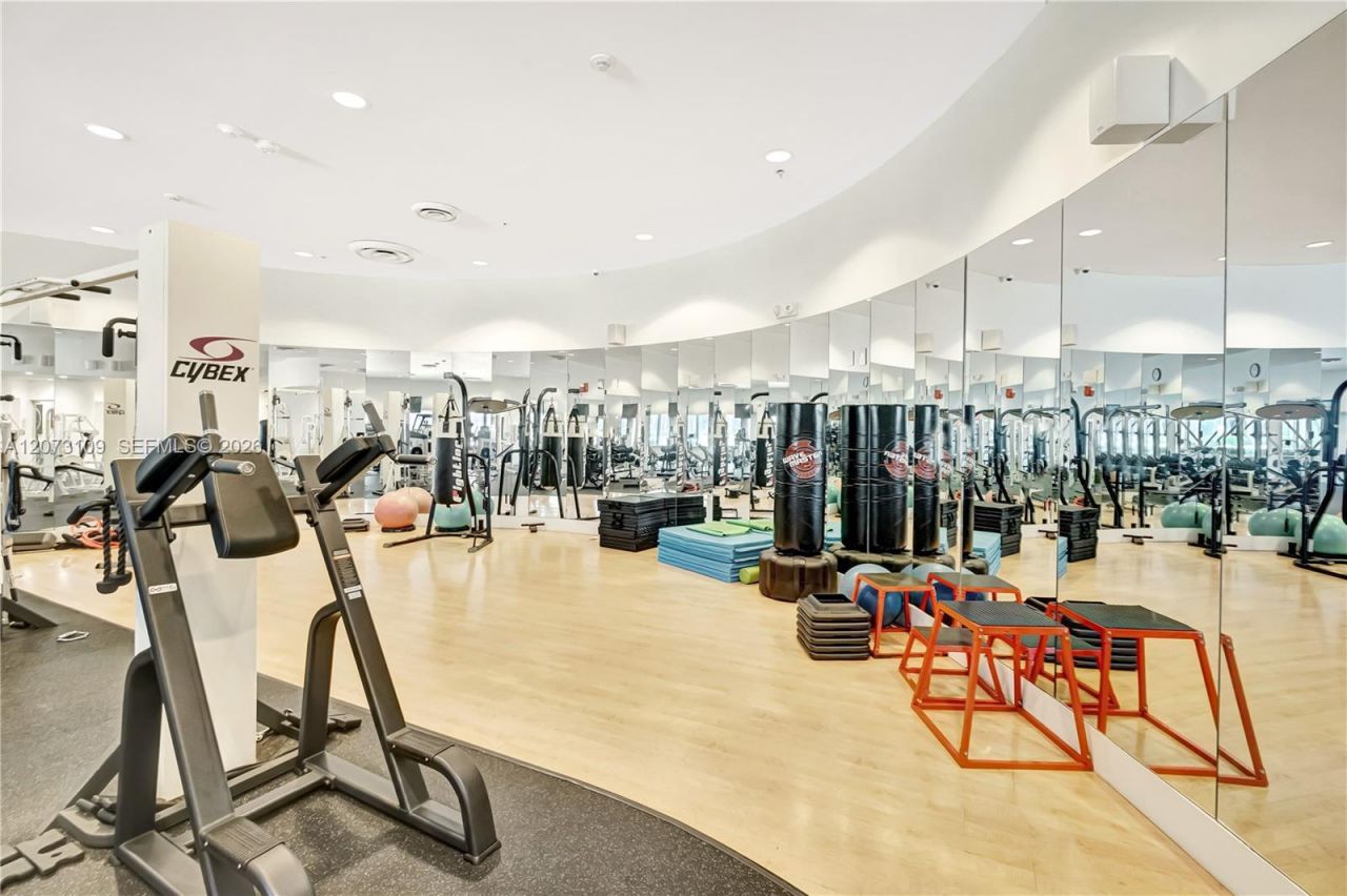 5600 Collins Ave, Unit 6A, Miami Beach, FL 33140 Photo