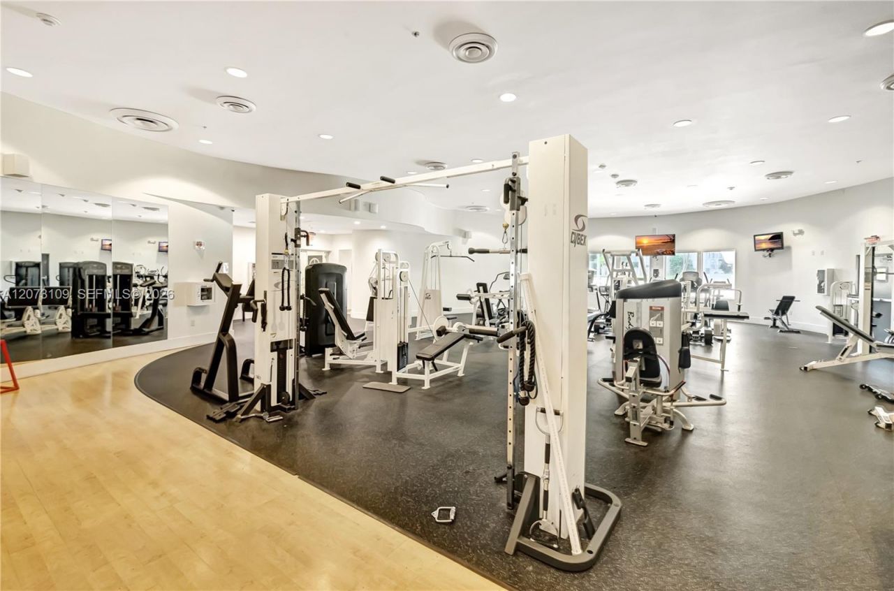 5600 Collins Ave, Unit 6A, Miami Beach, FL 33140 Photo