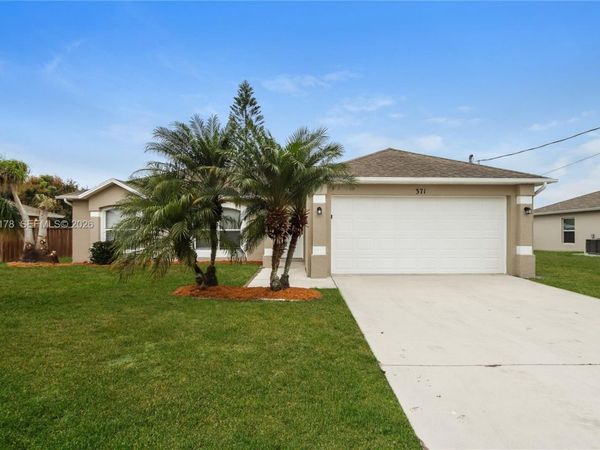 371 SW Feldman Ave , Port St. Lucie, FL 34953