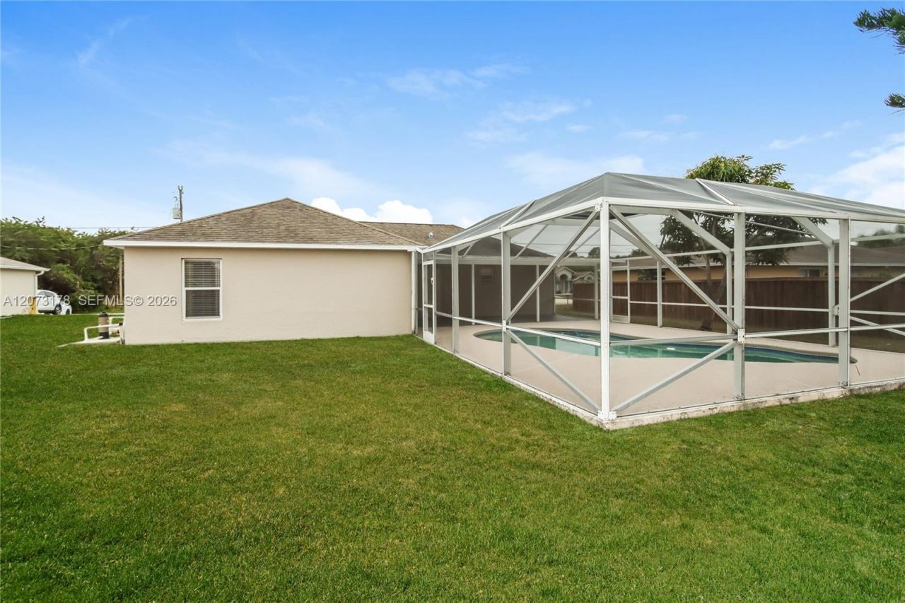 371 SW Feldman Ave , Port Saint Lucie, FL 34953 Photo