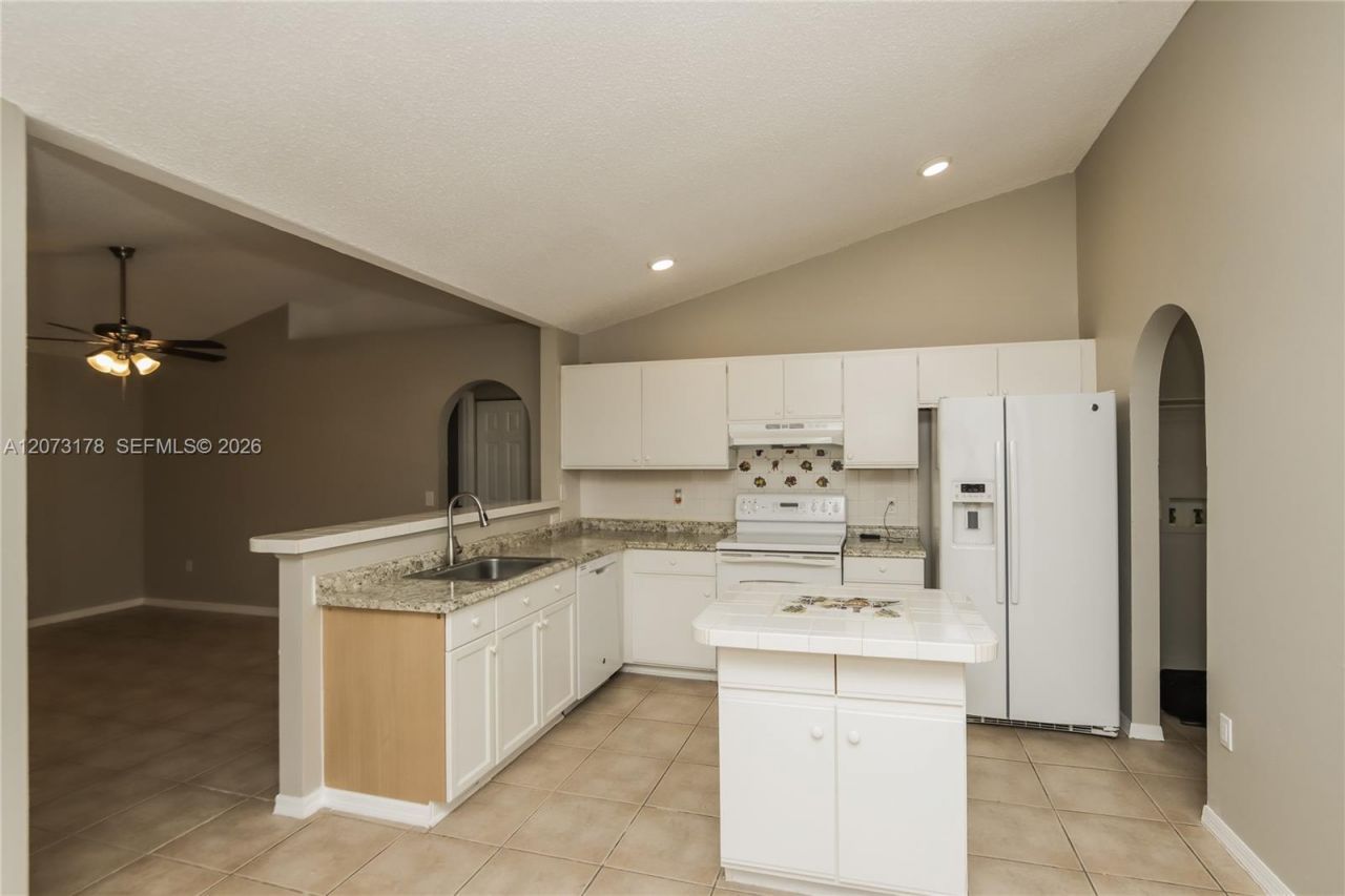 371 SW Feldman Ave , Port Saint Lucie, FL 34953 Photo