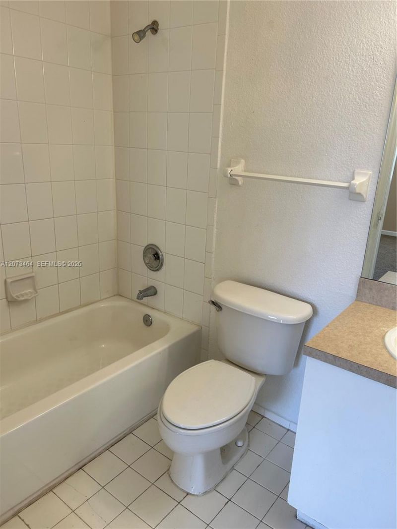 4513 Woodland Cir , Unit 4513, Tamarac, FL 33319 Photo