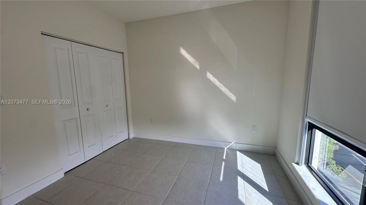 8001 NW 41st St, Unit 308, Doral, FL 33166 Photo