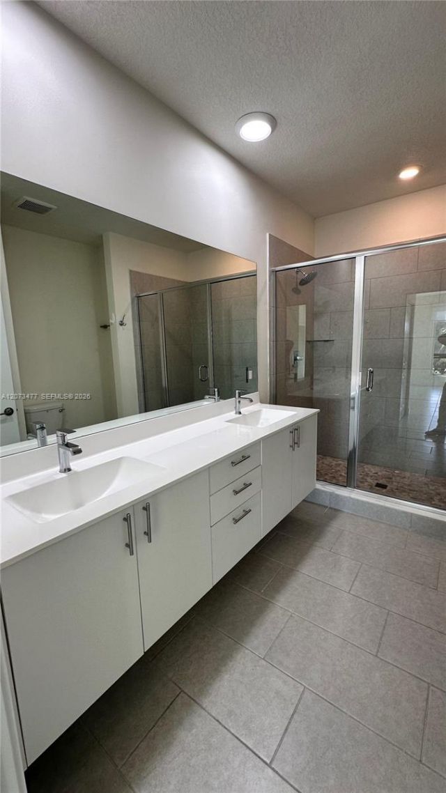 8001 NW 41st St, Unit 308, Doral, FL 33166 Photo