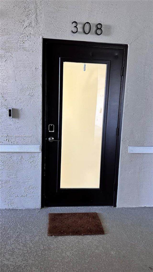 8001 NW 41st St, Unit 308, Doral, FL 33166 Photo